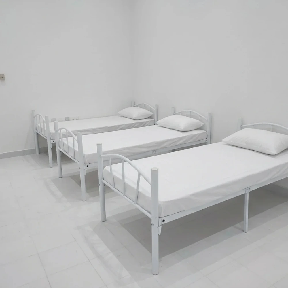 Single Bed or mattress available - 11