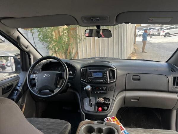 Hyundai H1 for Sale - 4