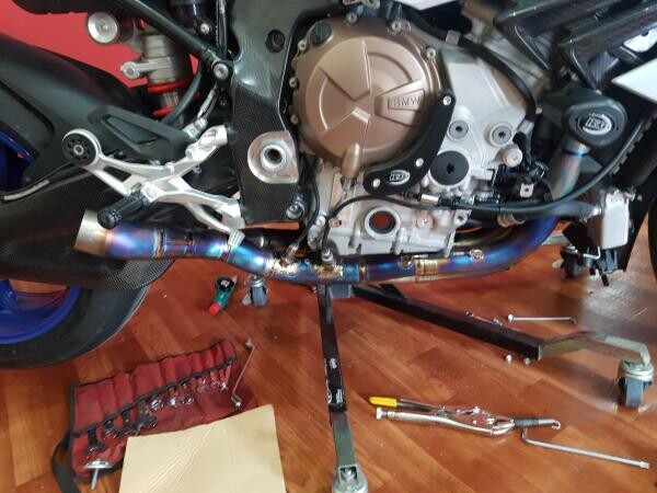 Akrapovi Exhaust GP Full Titanium - 5