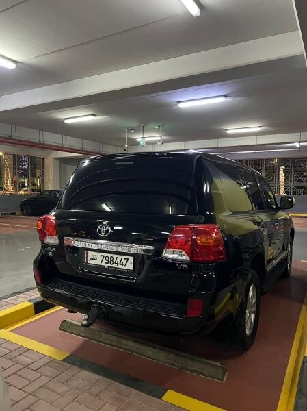 Toyota Land Cruiser - 2