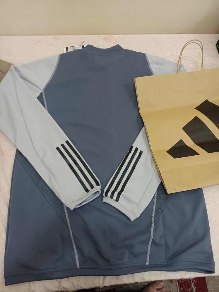 Adidas jacket XL size - 4