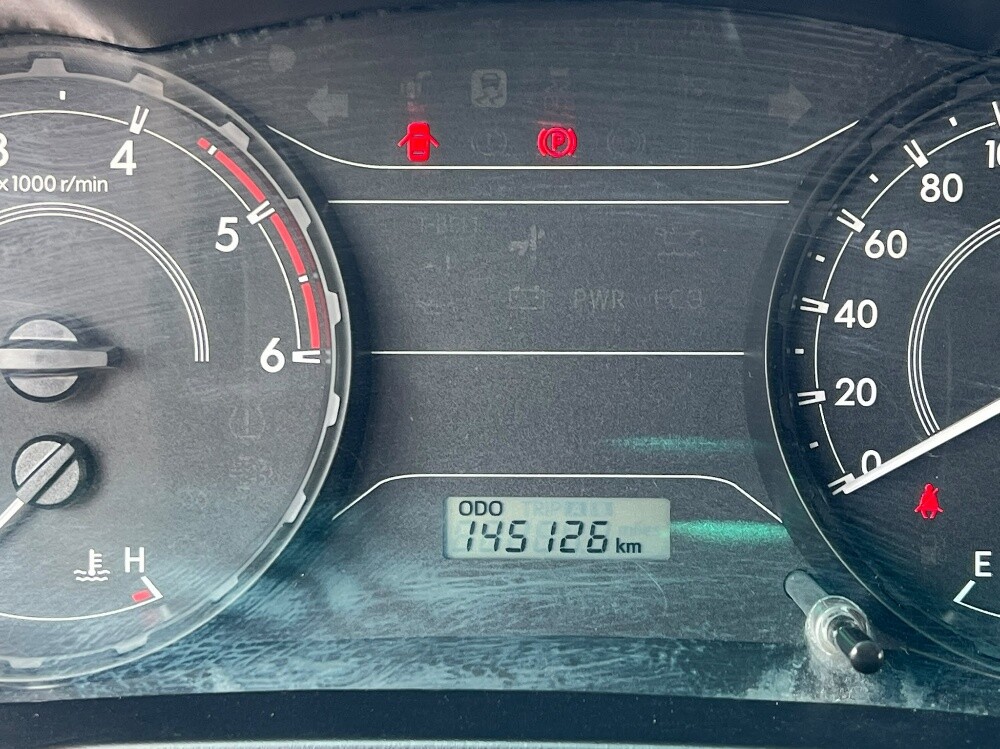 هايلوكس ديزل ٢٠٢٢ جير عادي - 3