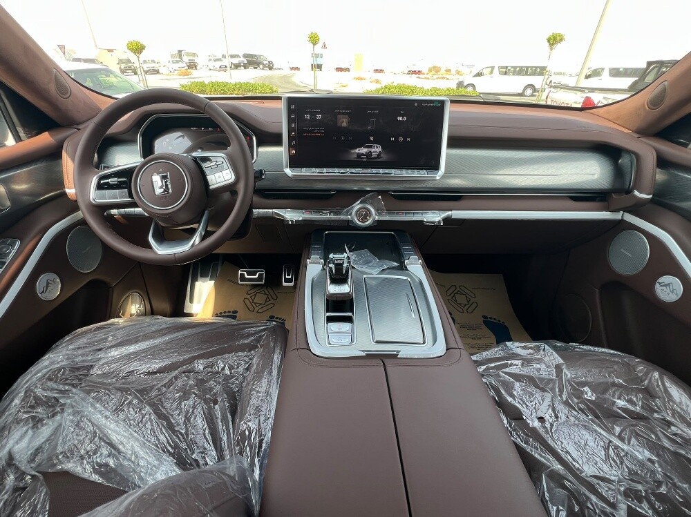 تانك ٧٠٠ موديل ٢٠٢٧ - 3