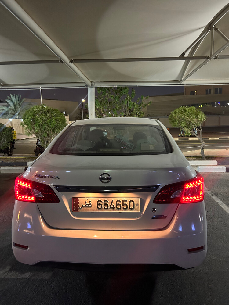 Nissan Sentra  - 3
