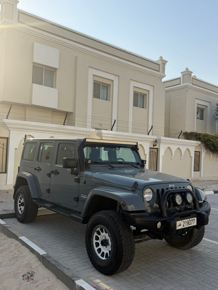 jeep wrangler sahara - 5
