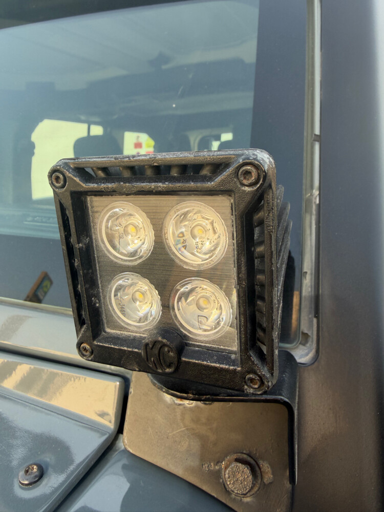 jeep wrangler sahara - 8