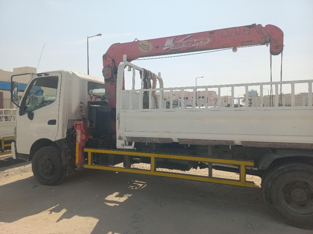 Hino truck + crane - 3