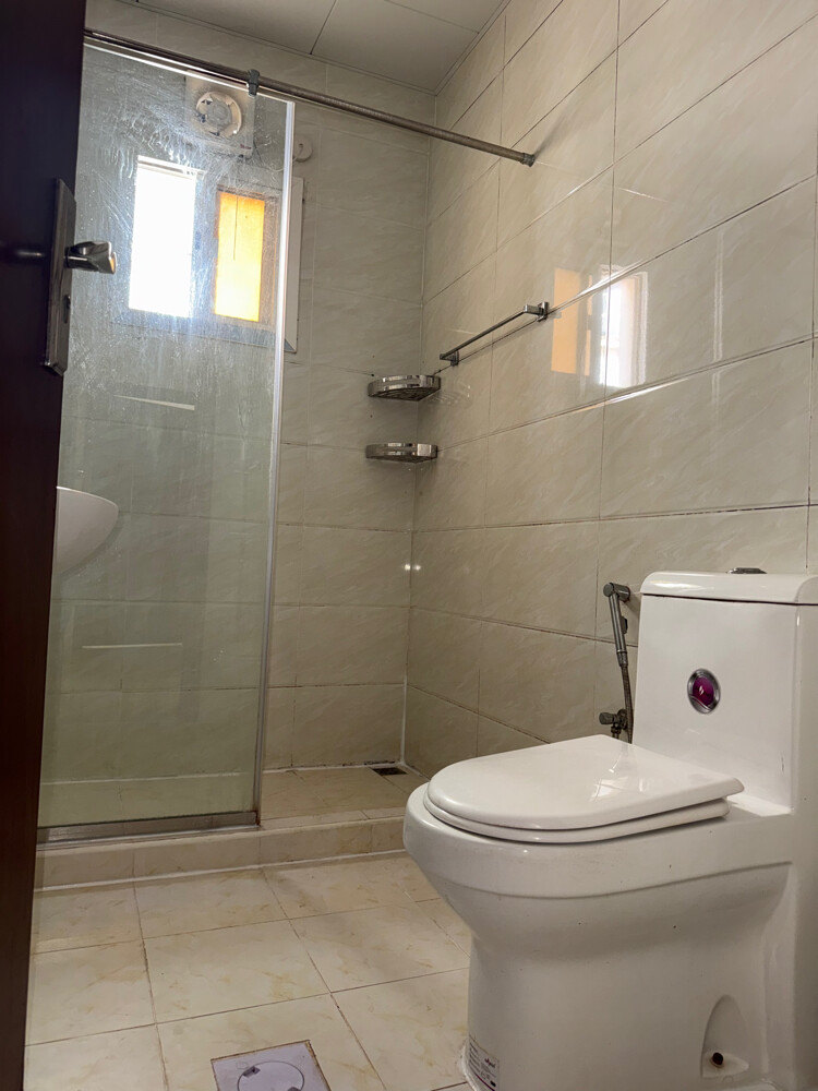 family apartment in wakra - 9