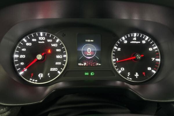 MG ZS 1.5L 2026 560 KM - 15