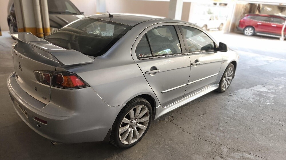for sale Mitsubishi lancer GT - 1