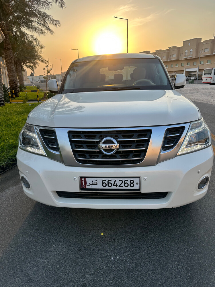 car  Nissan patrol  - 1