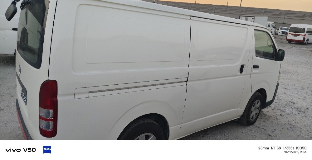 toyota haice panal van - 2