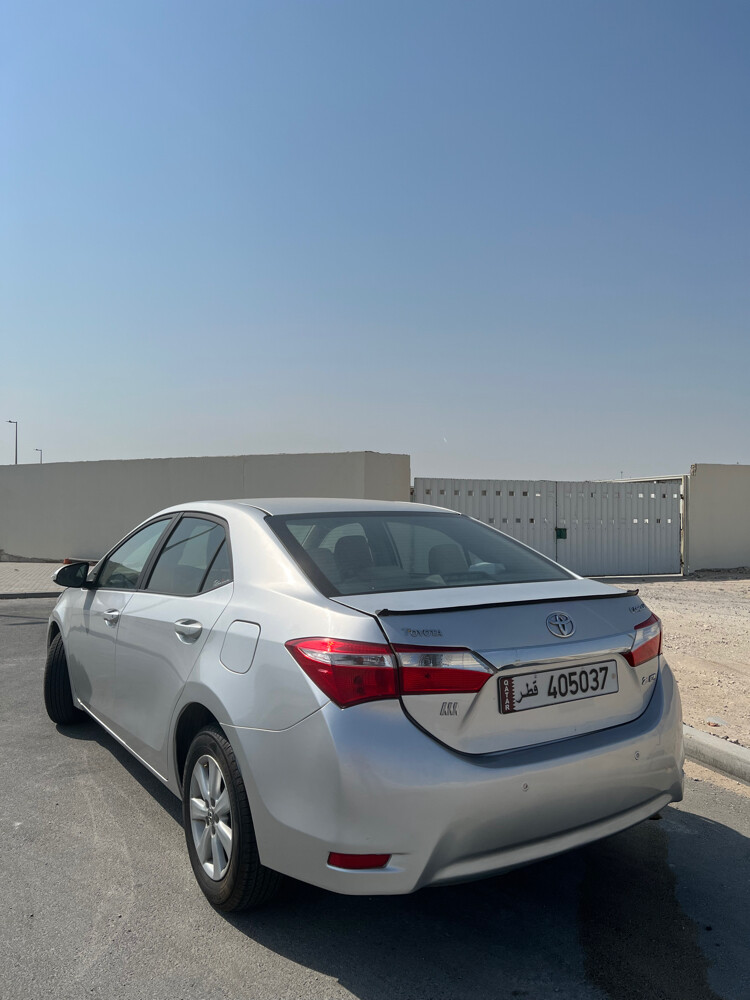 Toyota corolla 2014  - 11