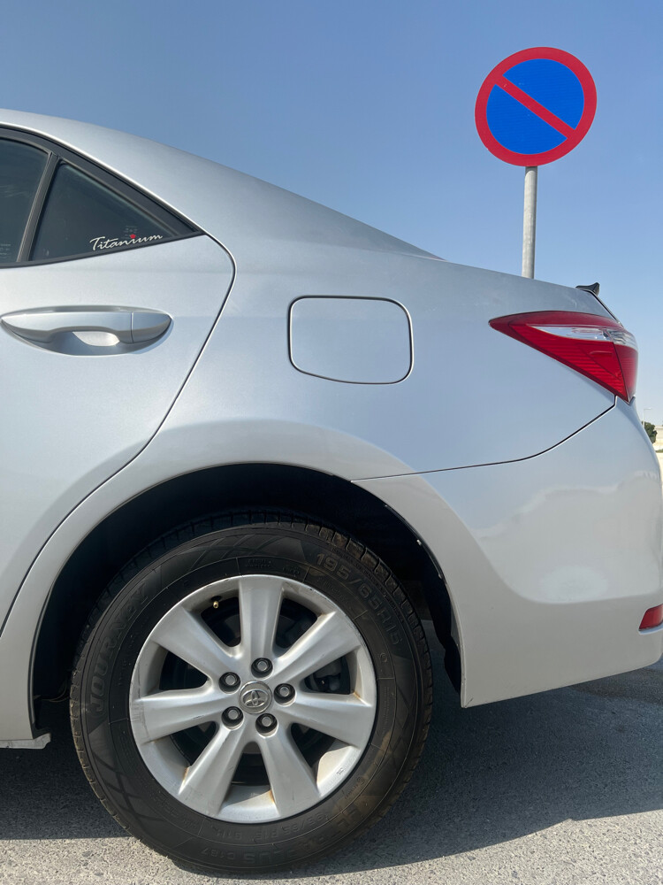 Toyota corolla 2014  - 13