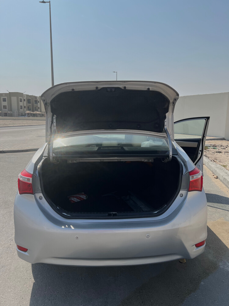 Toyota corolla 2014  - 15