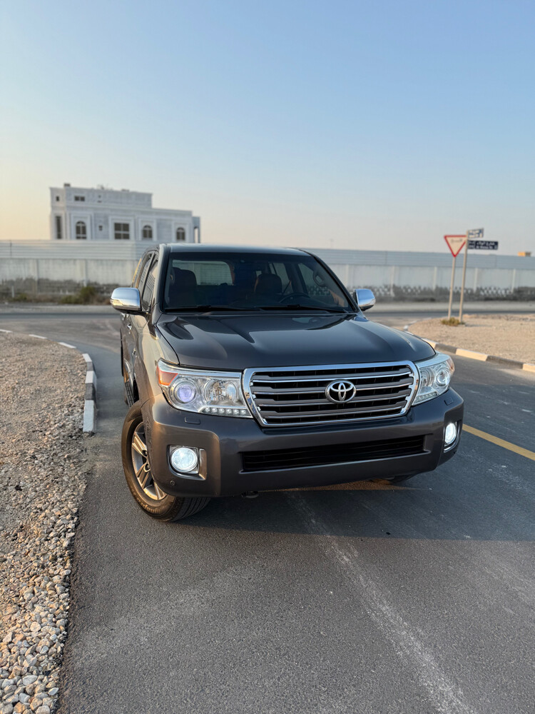 land cruiser premium edition - 1