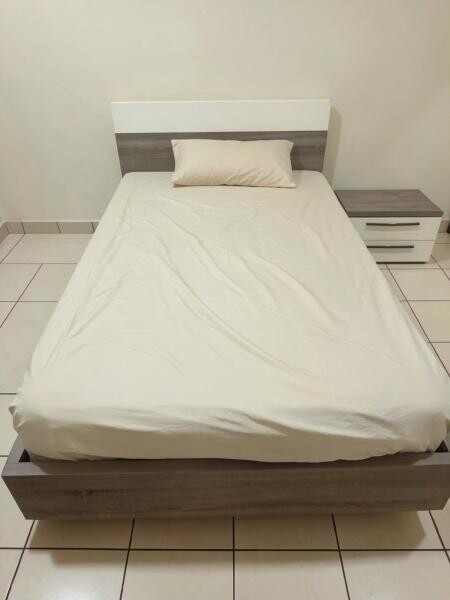 Bed room set (5 pieces) - 1