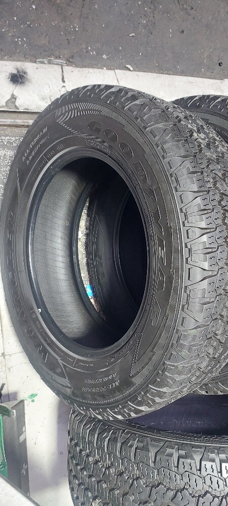 265-55-19 goodyear - 5
