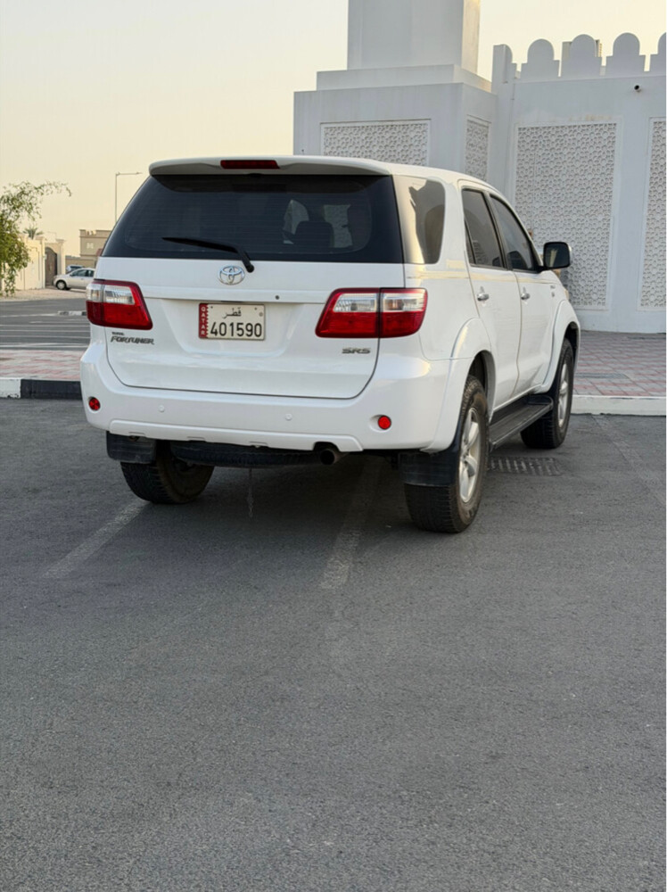 fortuner 2010 - 4
