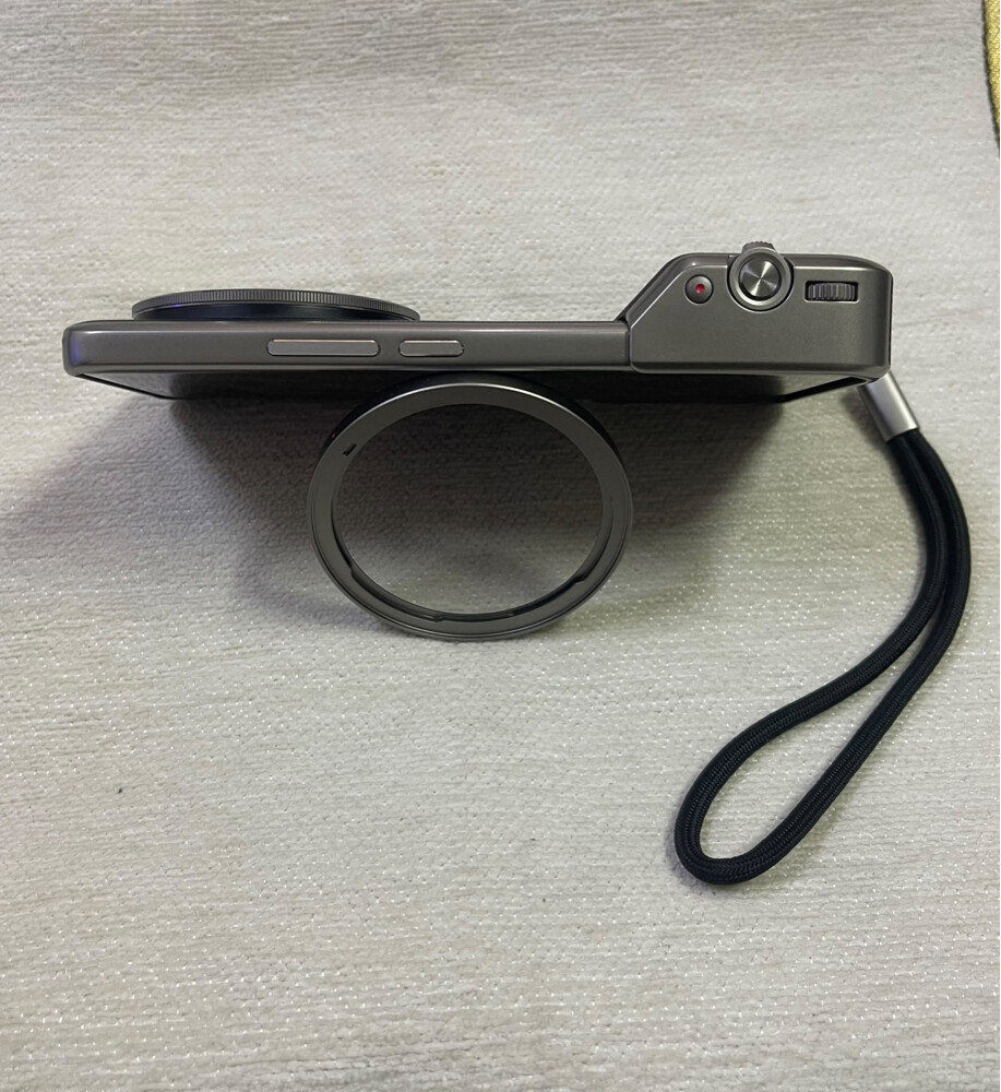xiaomi 14ultra with photography kit - 16
