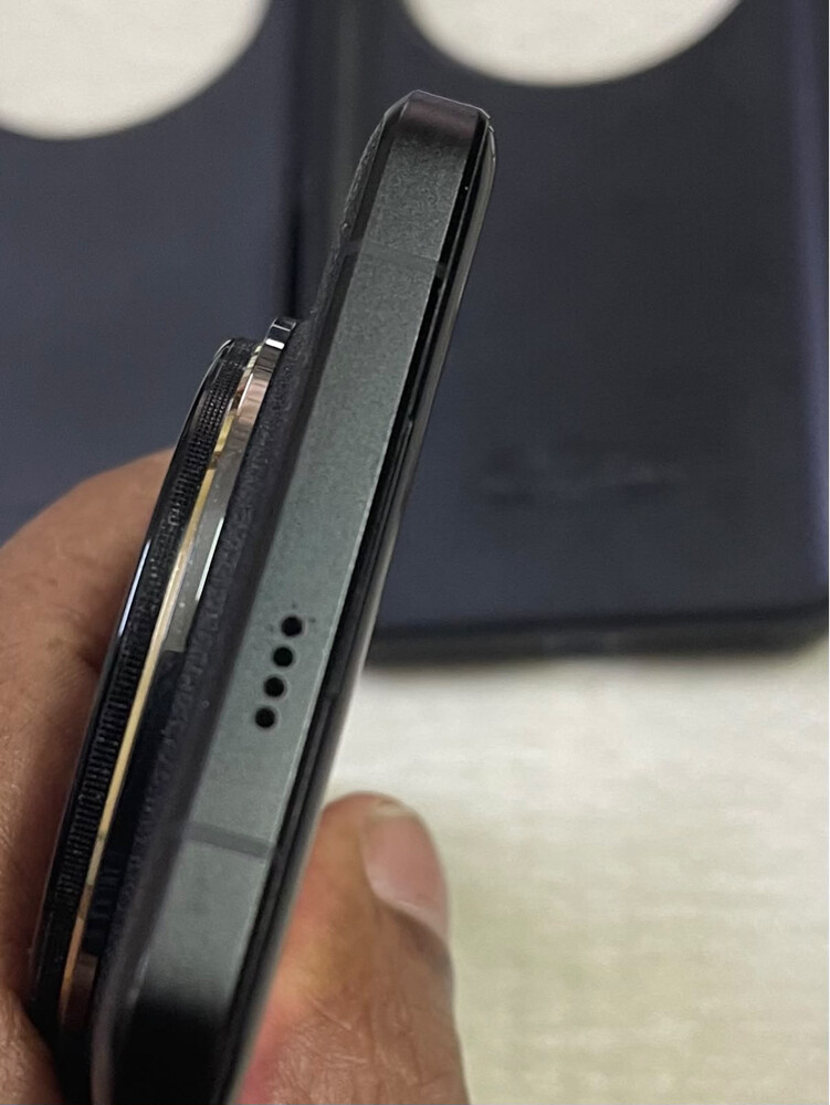 xiaomi 14ultra with photography kit - 9