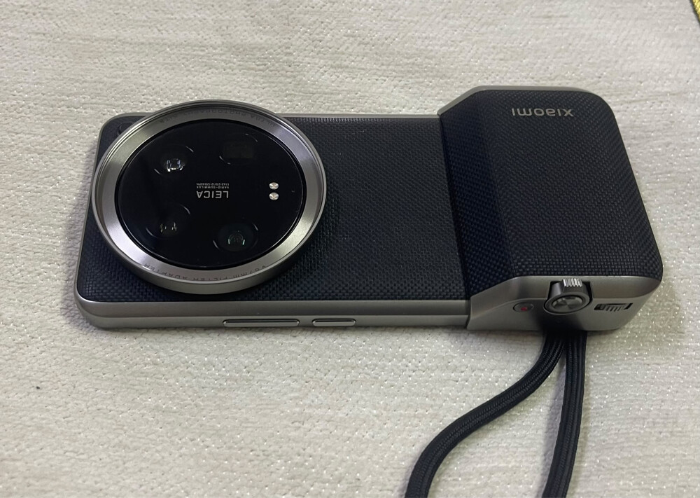 xiaomi 14ultra with photography kit - 8