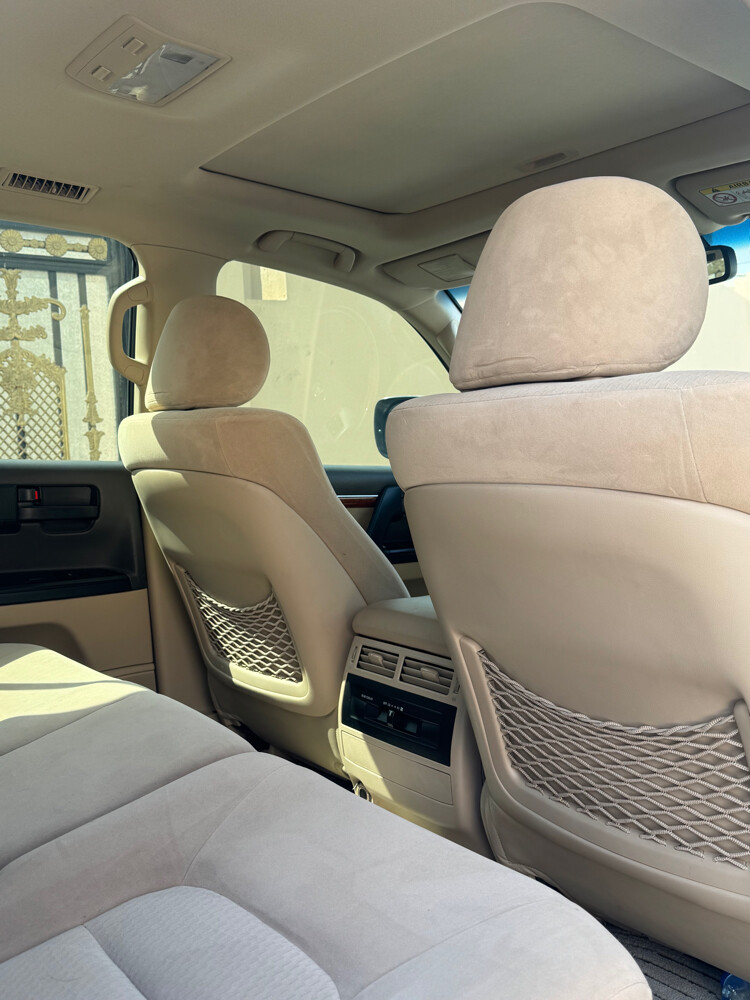 landcruiser GXR v8 - 3