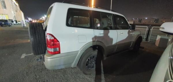 2006 Mitsubishi Pajero urgent sale - 2