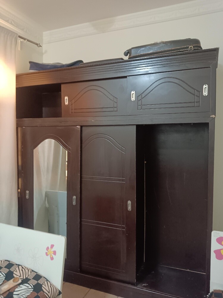 big  brown cupboard for  free - 2