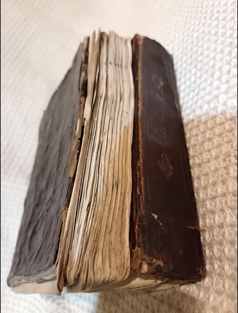 Handwritten Holy Quran - 3