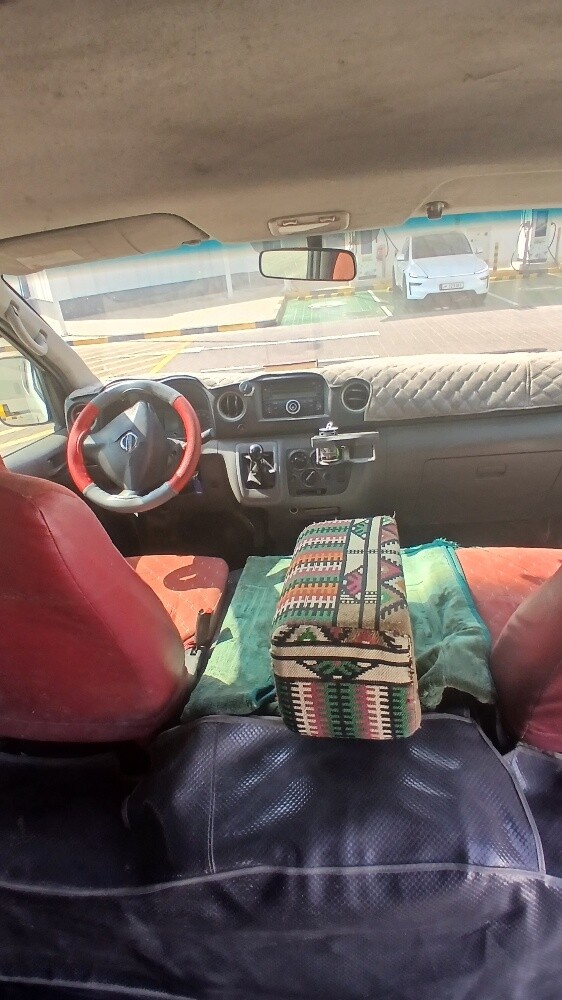 باص نيسان - 4