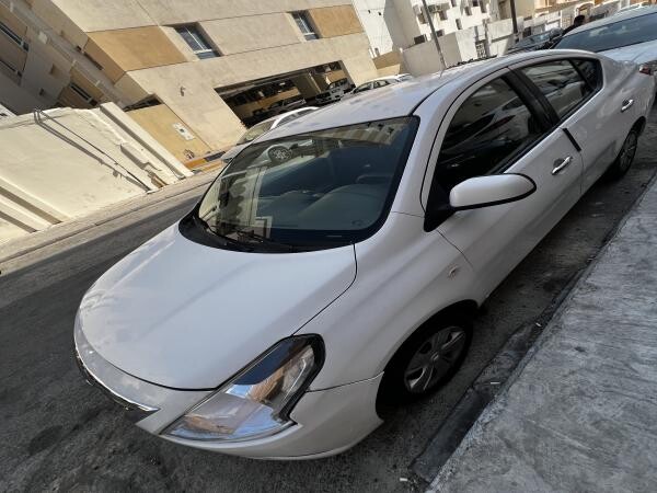 Nissan Sunny 2016 - 3