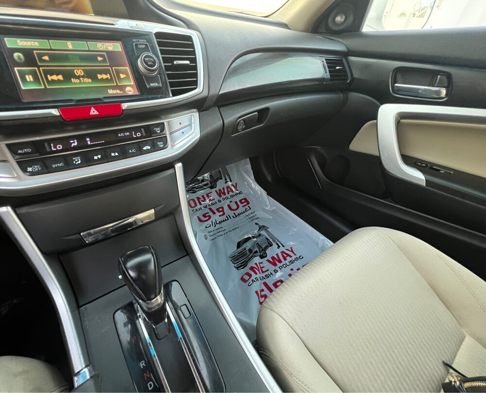 Honda Accord Coupe - 9