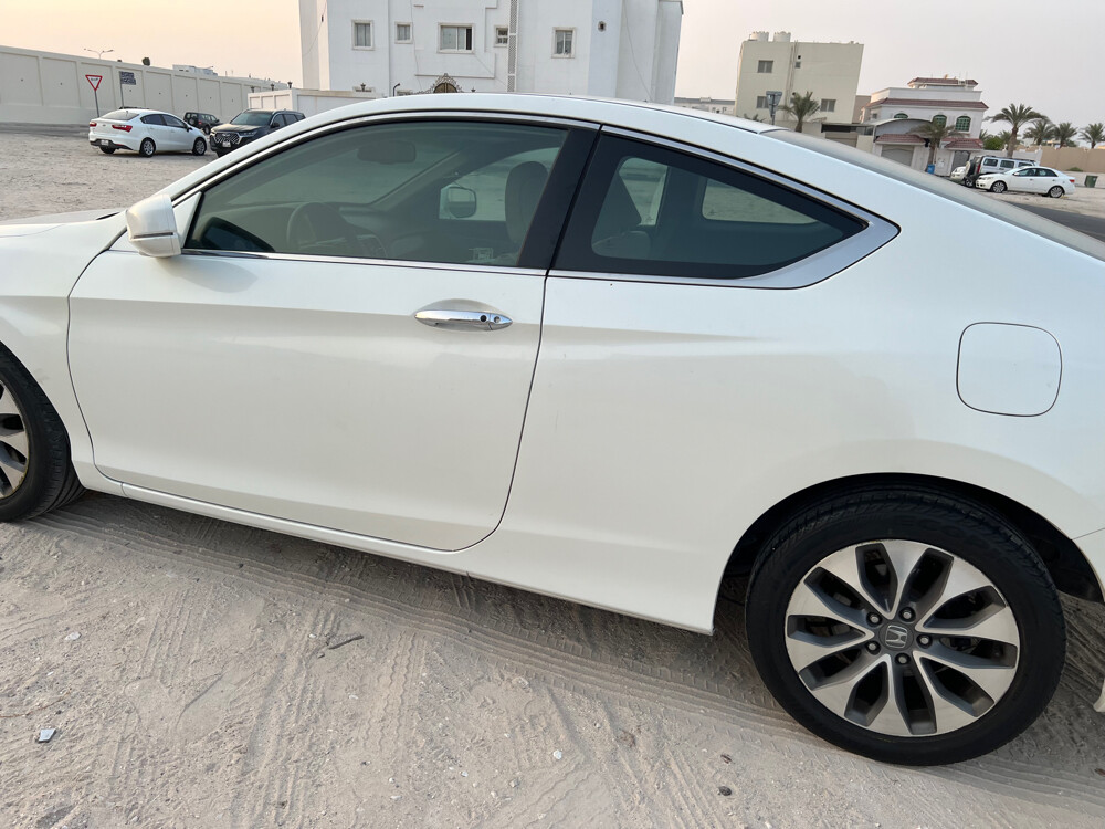 Honda Accord Coupe - 12
