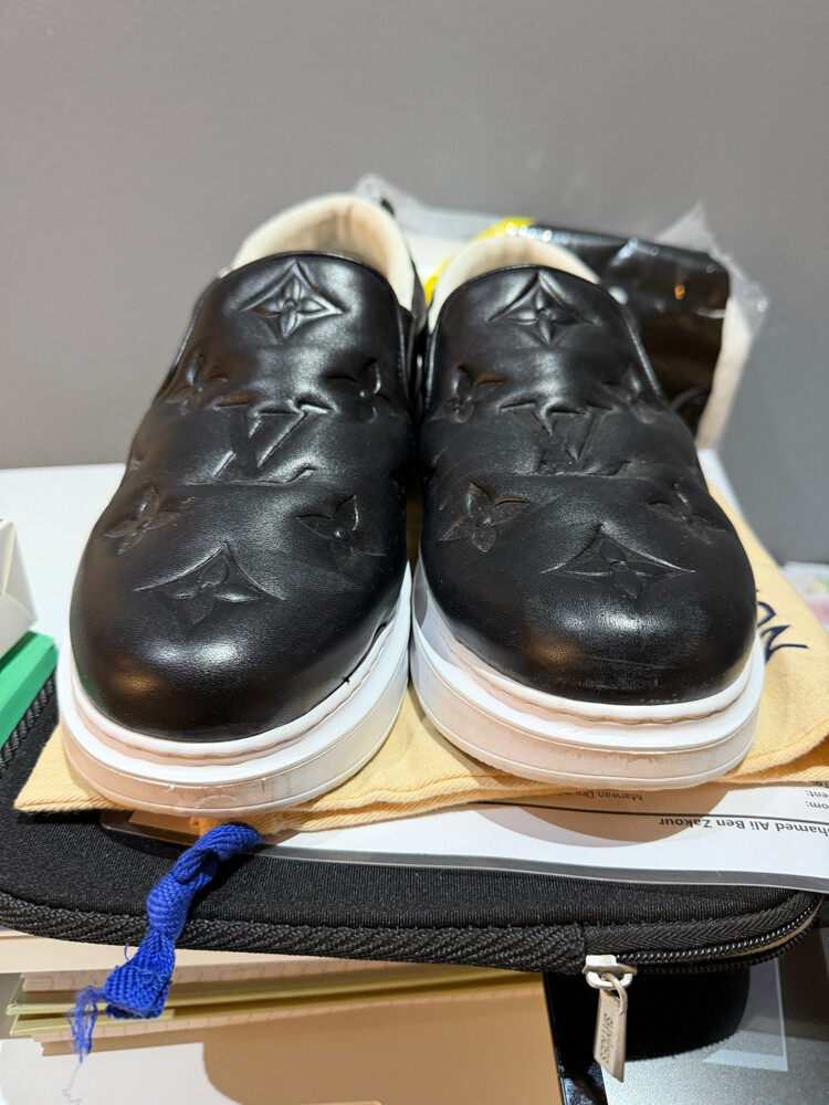 louis Vuitton - 2