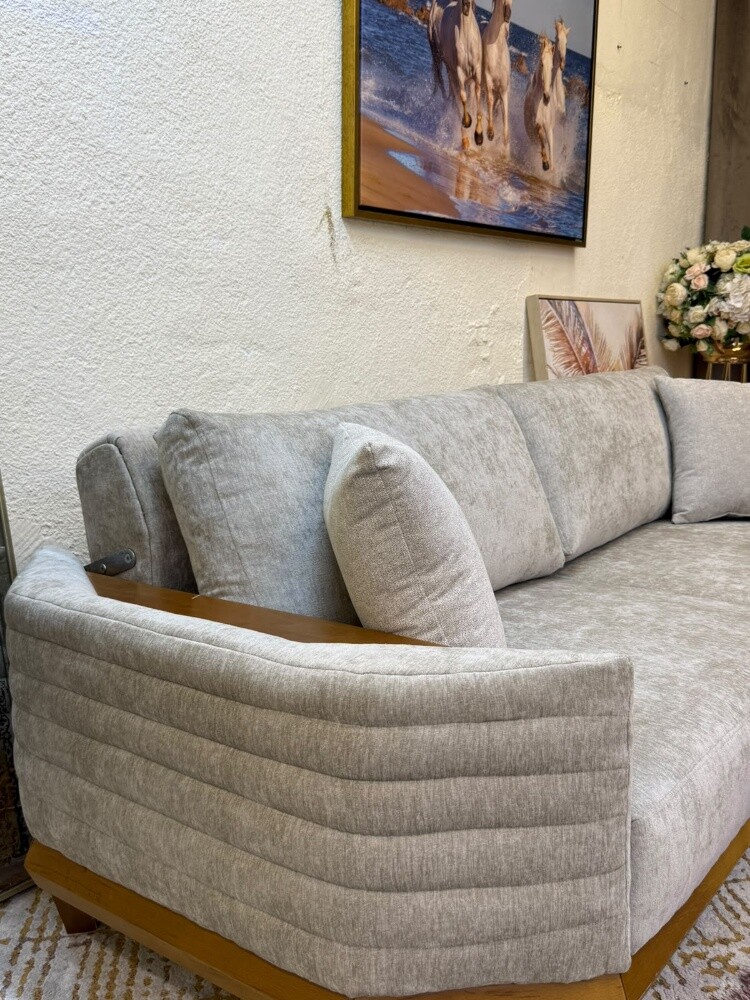 Branded like new sofa 3+3+1+1 sale. - 6