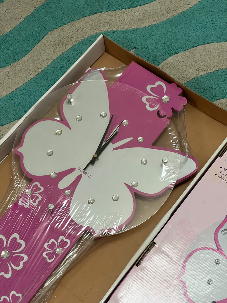 butterfly pink clock - 8