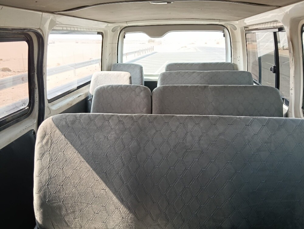 Toyota hiece 2011 - 7