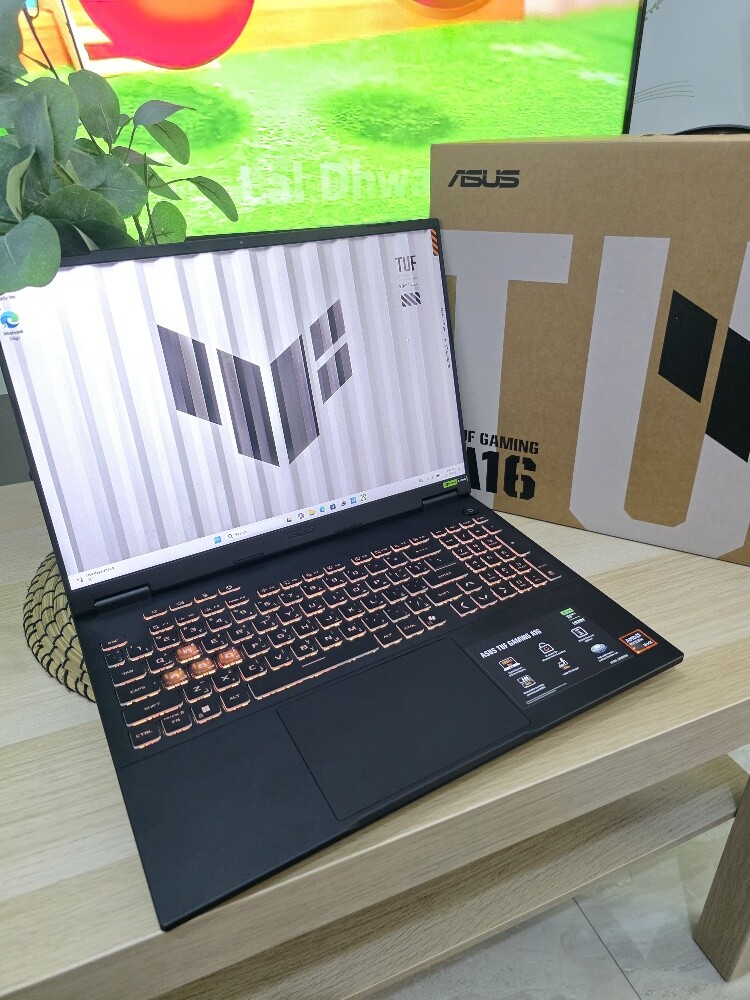 RTX 5060 Asus Tuf A16 16/1TB - 8