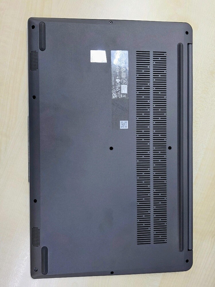 Lenovo Ryzen 5 7000 16GB 512GB 15.7 - 7