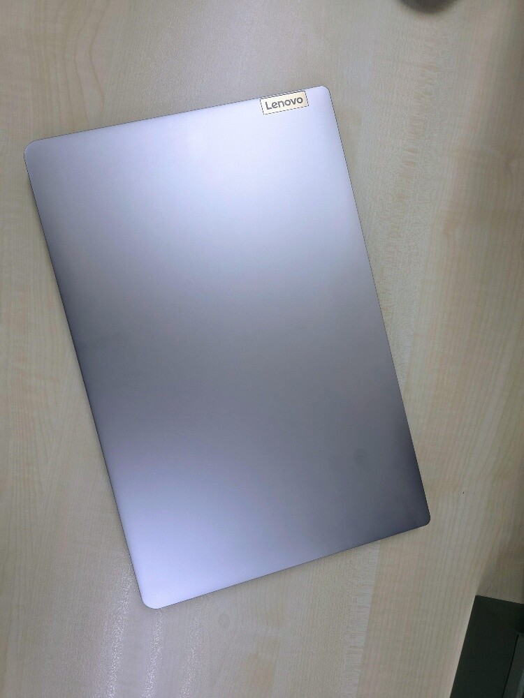 Lenovo Ryzen 5 7000 16GB 512GB 15.7 - 6