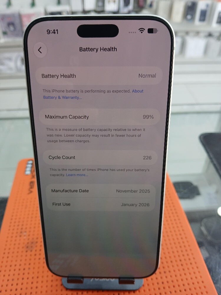 iPhone 17 Pro Max - 3