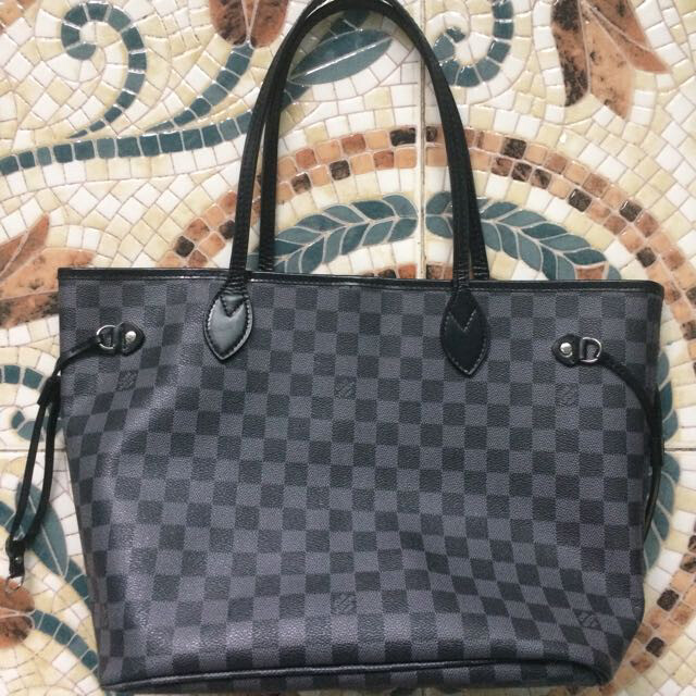 TOP BRANDS NEW BAGS  - 21