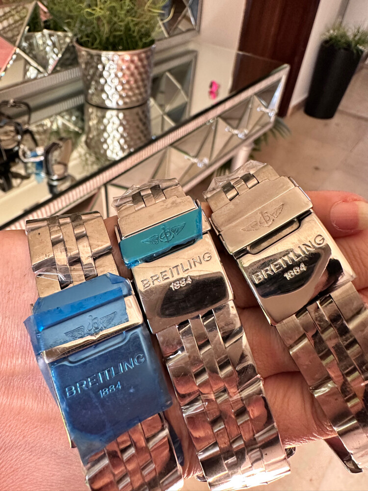 BRAND Watches EXCELLENT QUALITY - 26