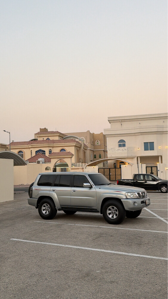 نيسان - 3