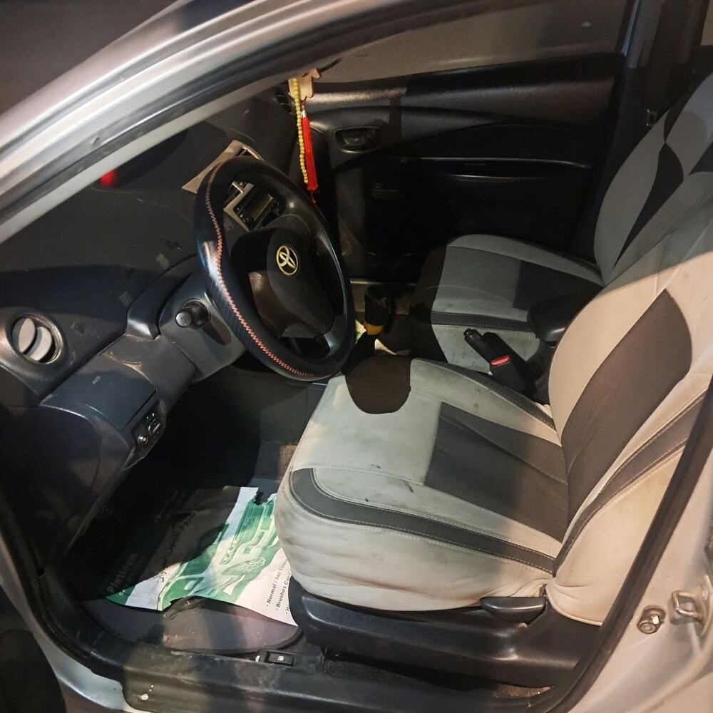 Toyota Yaris 2007 urgent sell - 3