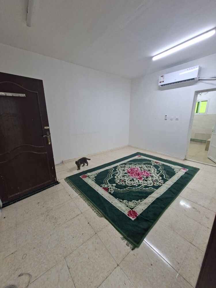 For rent in Al Wakra: a room and a - 1