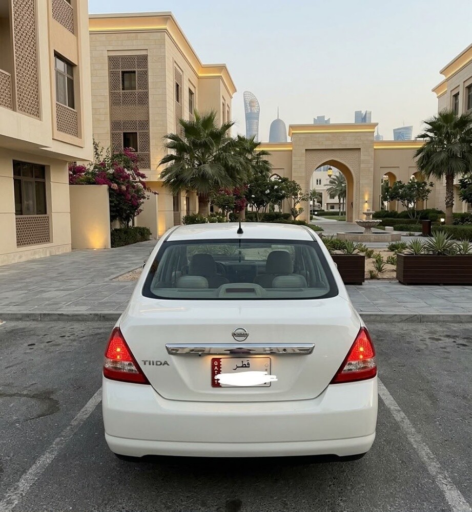 للبيع نيسان تيدا 2009 - 2
