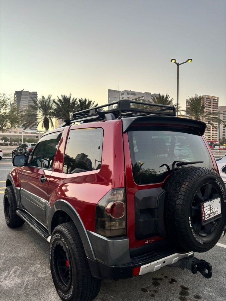 2 Doors 3.8 v6 Pajero - 4
