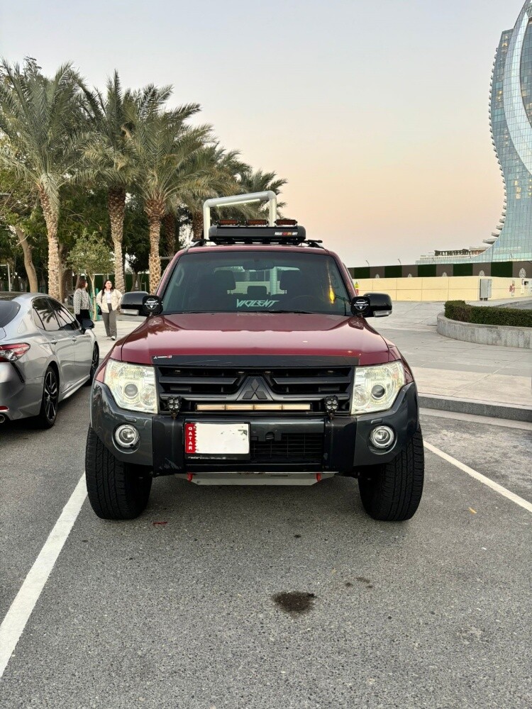 2 Doors 3.8 v6 Pajero - 2